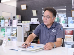 ショールームスタッフ